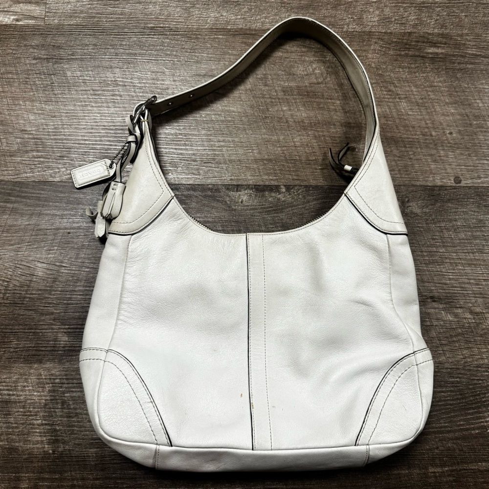 Coach White Leather Shoulder Bag